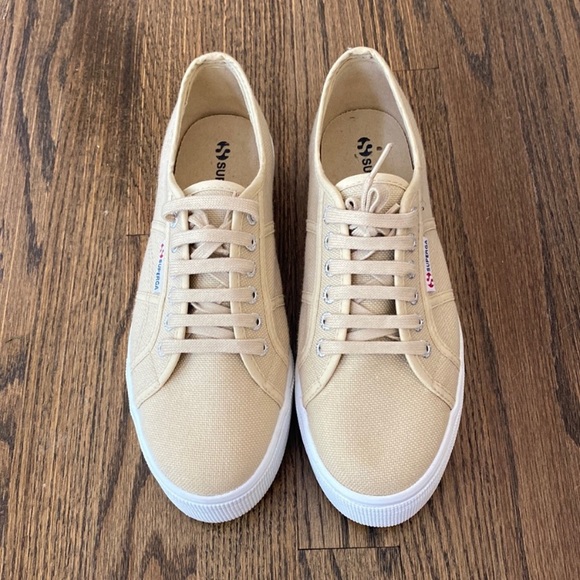 SUPERGA - Picture 3 of 3